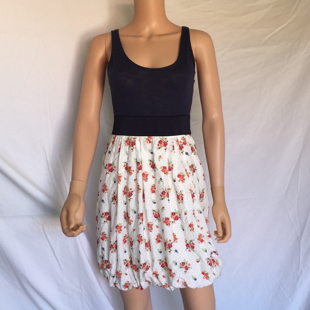 ZARA BASICS floral dress size M